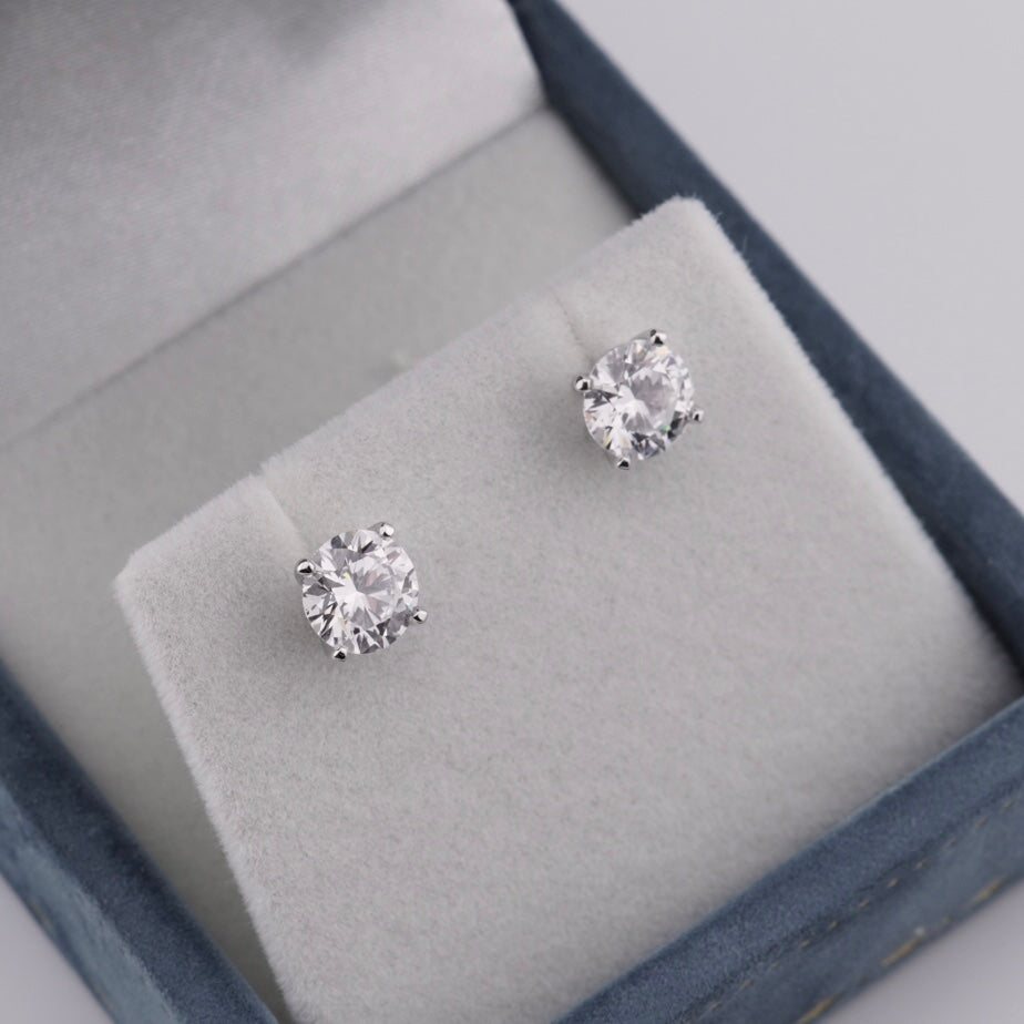 Classic Round Brilliant Solitaire Studs