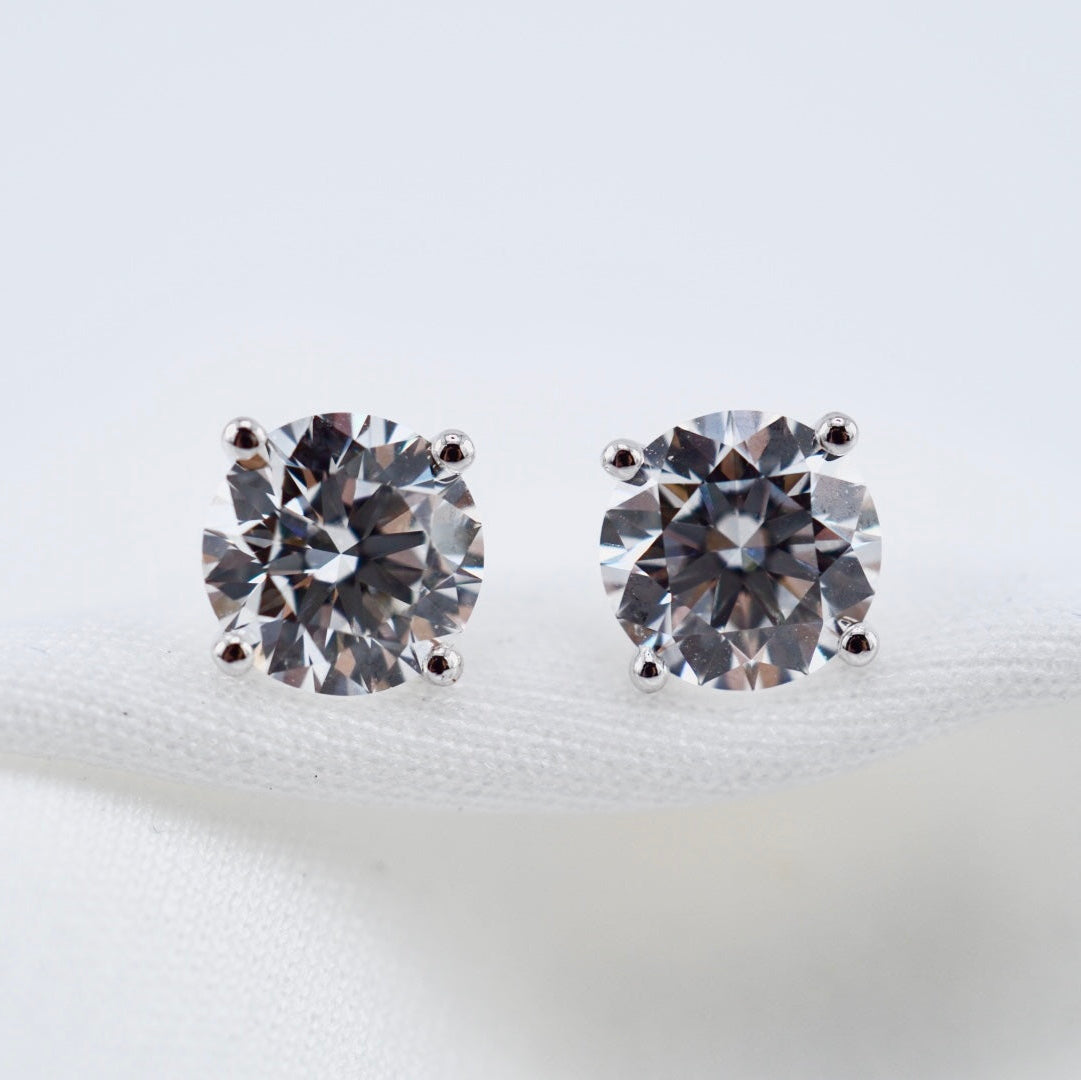 Classic Round Brilliant Solitaire Studs