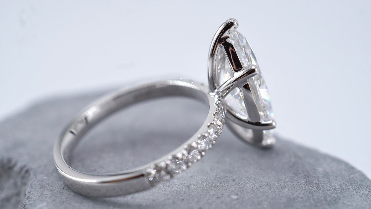 Marquise Magnificence Diamond Ring